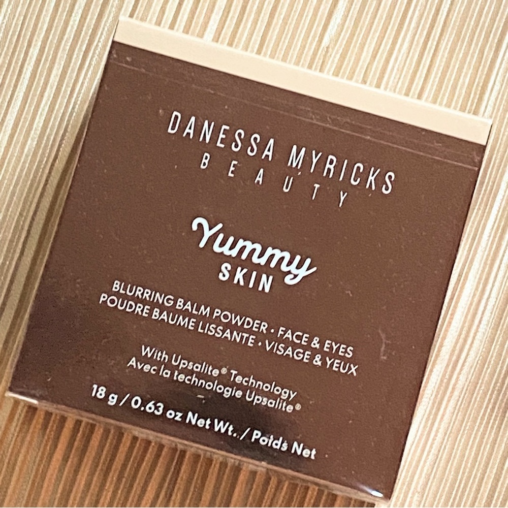 Danessa Myricks Yummy Skin Blurring Balm Powder UNIVERSAL full size 0.63oz